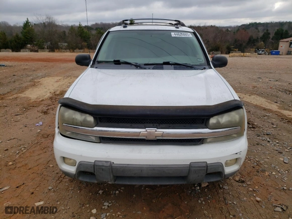2005 Chevrolet TrailBlazer LS with VIN 1GNES16S656141472, listed as a Copart auction lot 44624865 with 216,234 mi miles and Clean Title. Bid and sale history available at carsss.com. Image 5.