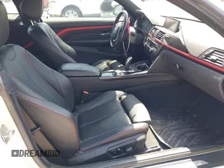 2015 BMW 4 Series 428i xDrive z VIN WBA3N5C58FK198825, wystawiony jako IAAI lot #41919172 z przebiegiem 125 421 mil mil oraz . Historia ofert i sprzedaży dostępna na DreamBid. Obrazek 5.