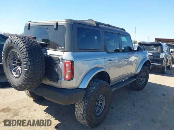 2024 Ford Bronco Outer Banks with VIN 1FMEE8BP9RLA09450, listed as a IAAI auction lot 41672389 with 11,454 mi miles. Bid and sale history available at carsss.com. Image 4.
