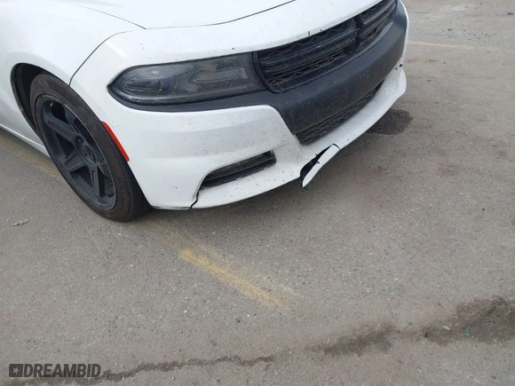 2015 Dodge Charger SXT with VIN 2C3CDXHG3FH824384, listed as a IAAI auction lot 41820922 with NaN miles. Bid and sale history available at carsss.com. Image 18.