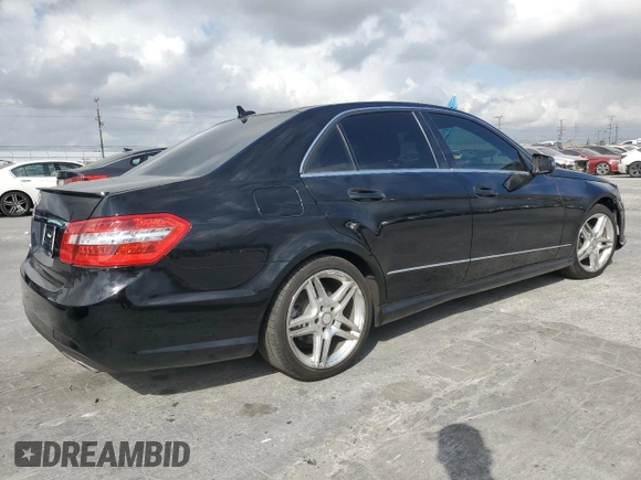 2013 Mercedes-Benz E 350 Luxury с VIN WDDHF5KB4DA691567, выставлен на аукционе Copart как лот 53131505 с пробегом 50 437 миль миль и Списание • Salvage title. История ставок и продаж доступна на DreamBid. Изображение 3.