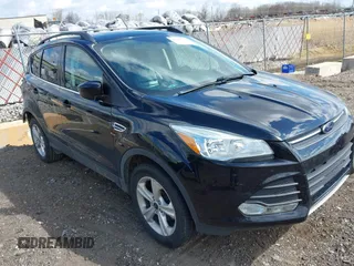 2016 Ford Escape SE z VIN 1FMCU0GX2GUC40699, wystawiony jako IAAI lot #42082174 z przebiegiem 82 824 mil mil oraz . Historia ofert i sprzedaży dostępna na DreamBid. Obrazek 1.