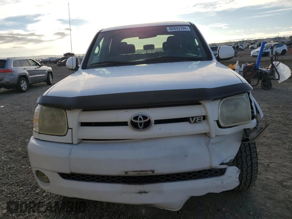 2005 Toyota Tundra Limited z VIN 5TBET38135S488739, wystawiony jako Copart lot #86893784 z przebiegiem 232 356 mil mil oraz Szkoda całkowita • Salvage title. Historia ofert i sprzedaży dostępna na DreamBid. Obrazek 5.
