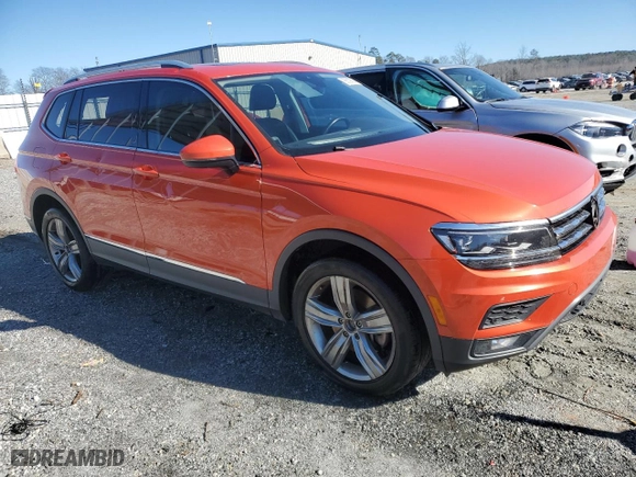 2018 Volkswagen Tiguan SEL Premium with VIN 3VV5B7AX3JM123571, listed as a Copart auction lot 86629694 with 122,904 mi miles and Salvage Title. Bid and sale history available at carsss.com. Image 4.