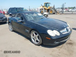 2003 Mercedes-Benz SL 500 z VIN WDBSK75F73F013272, wystawiony jako IAAI lot #42428315 z przebiegiem Nie podano mil oraz . Historia ofert i sprzedaży dostępna na DreamBid. Obrazek 1.
