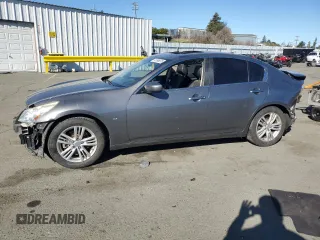 2015 Infiniti Q40 with VIN JN1CV6AP9FM502541, listed as a Copart auction lot 41896875 with 51,782 mi miles and Salvage Title. Bid and sale history available at carsss.com. Image 1.