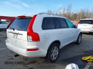 2014 Volvo XC90 with VIN YV4952CY8E1700823, listed as a IAAI auction lot 41485246 with 173,832 mi miles. Bid and sale history available at carsss.com. Image 4.
