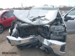 2019 Chevrolet Silverado 1500 LT with VIN 1GCPYDEK8KZ360429, listed as a IAAI auction lot 41787223 with 132,432 mi miles. Bid and sale history available at carsss.com. Image 6.