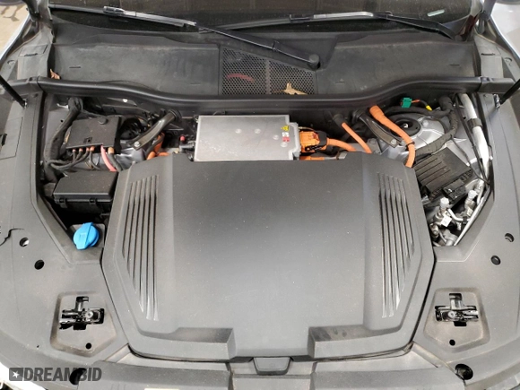 2021 Audi e-tron Premium Plus with VIN WA1LAAGE8MB015982, listed as a Copart auction lot 47356315 with 43,618 mi miles and Non Repairable. Bid and sale history available at carsss.com. Image 12.