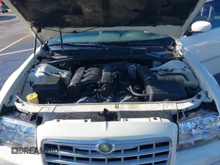 2008 Chrysler 300 Touring with VIN 2C3LA53G88H182994, listed as a IAAI auction lot 42097976 with 204,844 mi miles. Bid and sale history available at carsss.com. Image 10.