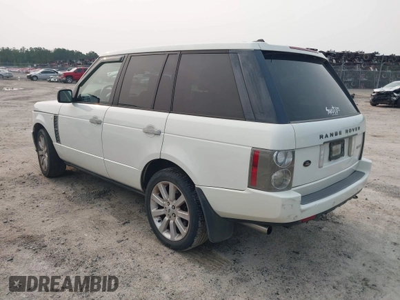 2007 Land Rover Range Rover SC z VIN SALMF134X7A257507, wystawiony jako IAAI lot #42398620 z przebiegiem 239 783 mil mil oraz . Historia ofert i sprzedaży dostępna na DreamBid. Obrazek 3.