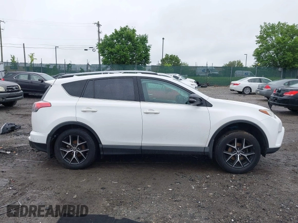 2018 Toyota RAV4 SE с VIN JTMJFREV7JJ748669, выставлен на аукционе IAAI как лот 42201518 с пробегом 111 570 миль миль и . История ставок и продаж доступна на DreamBid. Изображение 13.