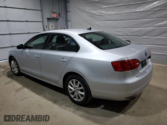 2013 Volkswagen Jetta SE с VIN 3VWDX7AJ4DM359557, выставлен на аукционе Copart как лот 52078505 с пробегом 146 339 миль миль и Списание • Salvage title. История ставок и продаж доступна на DreamBid. Изображение 2.