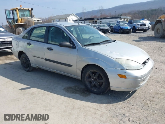 2002 Ford Focus SE with VIN 1FAFP34332W226423, listed as a IAAI auction lot 41804714 with 158,277 mi miles and . Bid and sale history available at carsss.com. Image 1.