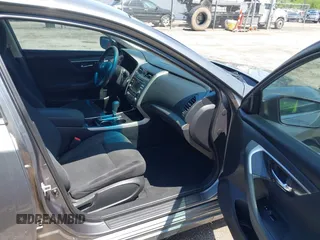 2014 Nissan Altima SV with VIN 1N4AL3AP0EC402329, listed as a IAAI auction lot 42129620 with 160,286 mi miles and . Bid and sale history available at DreamBid. Image 5.