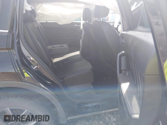 2022 Volkswagen Tiguan SE with VIN 3VV2B7AX0NM146315, listed as a IAAI auction lot 42512975 with 40,577 mi miles and . Bid and sale history available at DreamBid. Image 8.