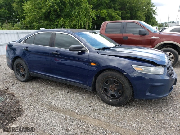 2014 Ford Sedan Police Interceptor with VIN 1FAHP2MK7EG165473, listed as a Copart auction lot 63755824 with 326,447 mi miles and Salvage Title. Bid and sale history available at carsss.com. Image 4.