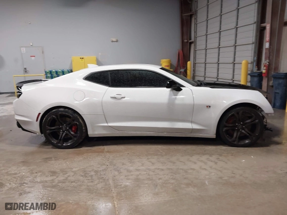 2020 Chevrolet Camaro 1SS with VIN 1G1FE1R77L0124880, listed as a IAAI auction lot 41577080 with 49,995 mi miles. Bid and sale history available at carsss.com. Image 14.