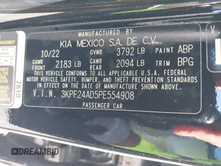 2023 Kia Forte LXS z VIN 3KPF24AD5PE554908, wystawiony jako IAAI lot #41781608 z przebiegiem 84 666 mil mil oraz . Historia ofert i sprzedaży dostępna na DreamBid. Obrazek 9.