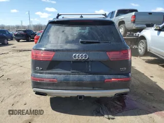 2017 Audi Q7 Premium Plus z VIN WA1LAAF79HD016667, wystawiony jako Copart lot #51255925 z przebiegiem 141 949 mil mil oraz Szkoda całkowita • Salvage title. Historia ofert i sprzedaży dostępna na DreamBid. Obrazek 6.