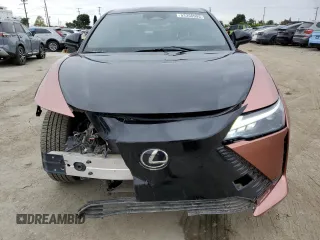 2024 Lexus RZ 450e Premium with VIN JTJAAAAB0RA024522, listed as a Copart auction lot 53356995 with 885 mi miles and Salvage title. Bid and sale history available at DreamBid. Image 5.