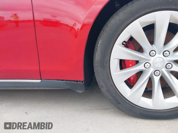 2014 Tesla Model S 60 with VIN 5YJSA1H17EFP30148, listed as a IAAI auction lot 39188024 with Not Provided miles and . Bid and sale history available at DreamBid. Image 15.