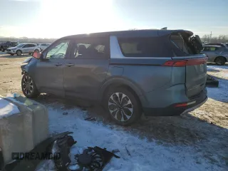2022 Kia Carnival EX with VIN KNDNC5H3XN6138075, listed as a Copart auction lot 38982654 with 0 mi miles and Salvage Title. Bid and sale history available at carsss.com. Image 2.