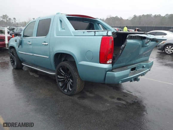 2008 Cadillac Escalade EXT with VIN 3GYFK62868G245669, listed as a IAAI auction lot 41546897 with 243769 miles. Bid and sale history available at carsss.com. Image 3.