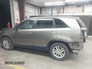 2015 Kia Sorento LX with VIN 5XYKT3A62FG629203, listed as a IAAI auction lot 40448787 with 114,429 mi miles. Bid and sale history available at carsss.com. Image 15.