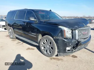 2016 GMC Yukon XL Denali with VIN 1GKS2HKJ7GR137146, listed as a IAAI auction lot 41740645 with 263,370 mi miles. Bid and sale history available at carsss.com. Image 1.
