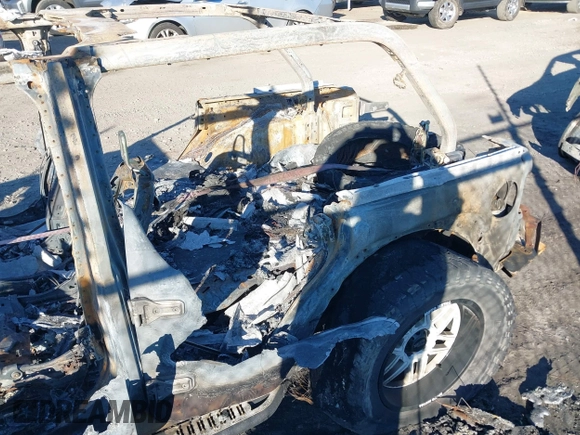 2018 Jeep Wrangler Unlimited Rubicon с VIN 1C4HJXFG4JW287581, выставлен на аукционе IAAI как лот 40906916 с пробегом Не указан миль и . История ставок и продаж доступна на DreamBid. Изображение 6.