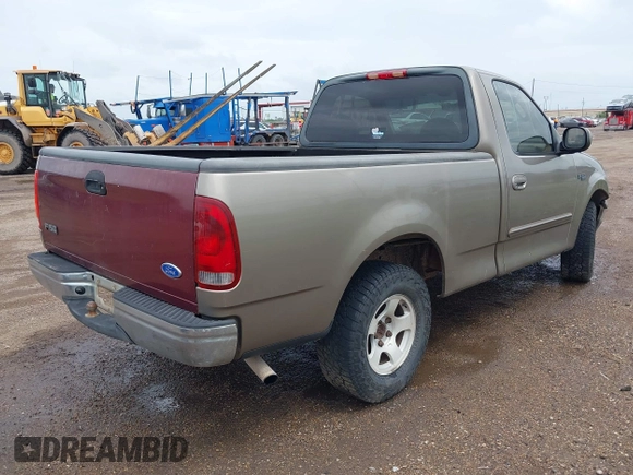 2003 Ford F-150 XL z VIN 1FTRF17263NA71164, wystawiony jako IAAI lot #42602488 z przebiegiem Nie podano mil oraz . Historia ofert i sprzedaży dostępna na DreamBid. Obrazek 4.
