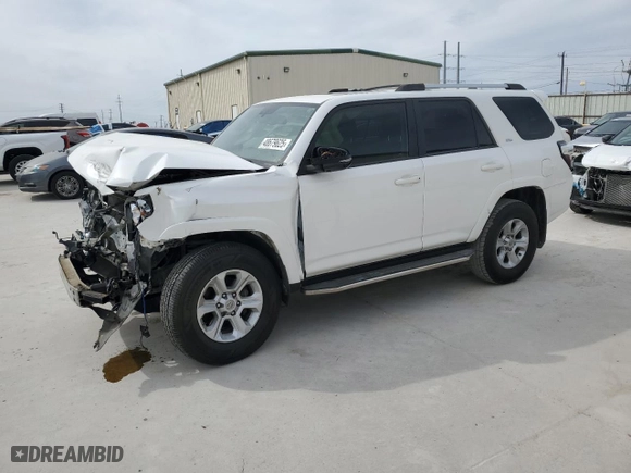 2019 Toyota 4Runner SR5 with VIN JTEZU5JR3K5210356, listed as a Copart auction lot 48679625 with 119,611 mi miles and Salvage Title. Bid and sale history available at carsss.com. Image 1.