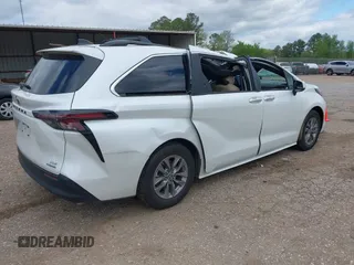2023 Toyota Sienna XLE с VIN 5TDYRKECXPS153791, выставлен на аукционе IAAI как лот 41971776 с пробегом 27 629 миль миль и . История ставок и продаж доступна на DreamBid. Изображение 4.