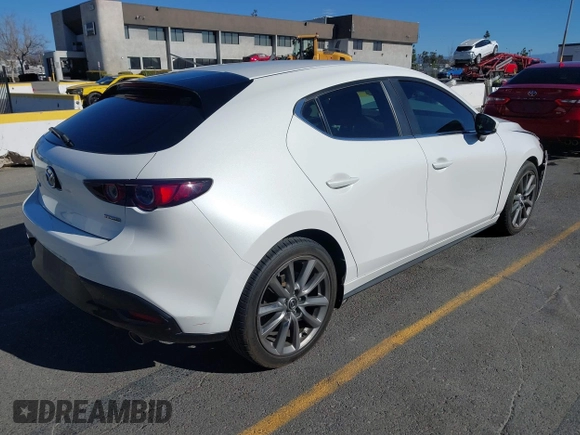 2020 Mazda Mazda3 Hatchback with VIN JM1BPALM8L1155418, listed as a IAAI auction lot 41285148 with 42,781 mi miles. Bid and sale history available at carsss.com. Image 4.