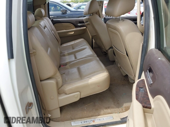 2011 GMC Sierra 1500 Denali z VIN 3GTP2XE21BG190501, wystawiony jako IAAI lot #42062627 z przebiegiem 152 820 mil mil oraz . Historia ofert i sprzedaży dostępna na DreamBid. Obrazek 8.