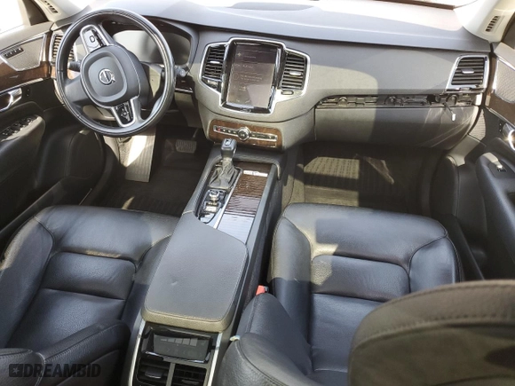 2016 Volvo XC90 T6 Momentum with VIN YV4A22PK2G1060347, listed as a Copart auction lot 51676785 with 76,035 mi miles and Clean Title. Bid and sale history available at carsss.com. Image 8.