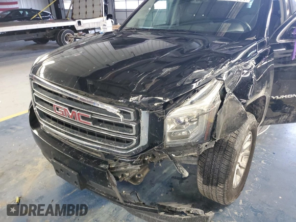 2017 GMC Yukon XL SLE with VIN 1GKS2FKC4HR239897, listed as a Copart auction lot 83891514 with 103,839 mi miles and Salvage Title. Bid and sale history available at carsss.com. Image 12.