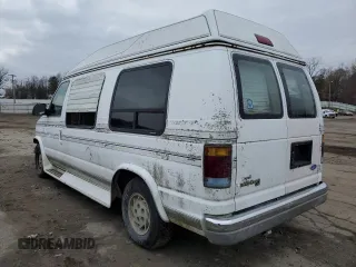 1993 Ford Econoline Cargo with VIN 1FDEE14N8PHA30213, listed as a Copart auction lot 88100175 with 87,897 mi miles and Clean Title. Bid and sale history available at carsss.com. Image 2.