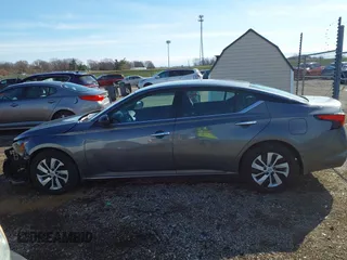 2024 Nissan Altima 2.5 S with VIN 1N4BL4BV2RN343253, listed as a IAAI auction lot 41847291 with 42,928 mi miles. Bid and sale history available at carsss.com. Image 14.