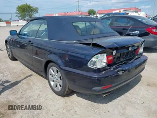 2005 BMW 3 Series 325Ci with VIN WBABW33405PL35066, listed as a IAAI auction lot 40118380 with 245,479 mi miles and . Bid and sale history available at carsss.com. Image 3.