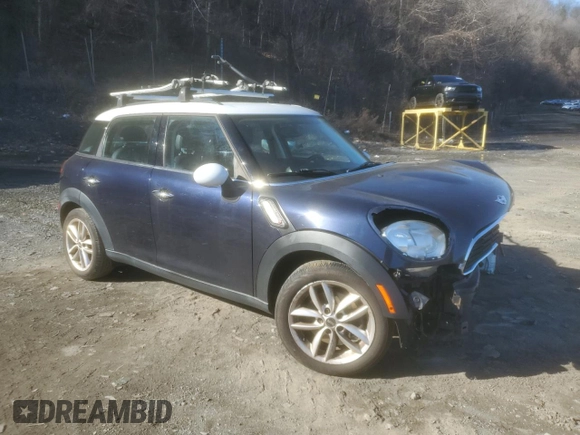 2014 MINI Countryman S с VIN WMWZC3C54EWP27537, выставлен на аукционе Copart как лот 49628855 с пробегом 95 958 миль миль и Списание • Salvage title. История ставок и продаж доступна на DreamBid. Изображение 4.