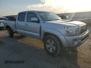 2007 Toyota Tacoma с VIN 5TEMU52N57Z373718, выставлен на аукционе Copart как лот 49724435 с пробегом 175 534 миль миль и Списание • Salvage title. История ставок и продаж доступна на DreamBid. Изображение 4.