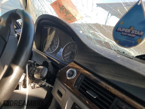 2006 BMW 3 Series 325i with VIN WBAVB13596PT07676, listed as a Copart auction lot 53000865 with Not provided miles and Salvage title. Bid and sale history available at DreamBid. Image 9.