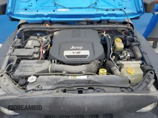 2015 Jeep Wrangler Unlimited Sport with VIN 1C4BJWDG1FL726599, listed as a Copart auction lot 57483935 with 112,067 mi miles and Clean title. Bid and sale history available at DreamBid. Image 11.