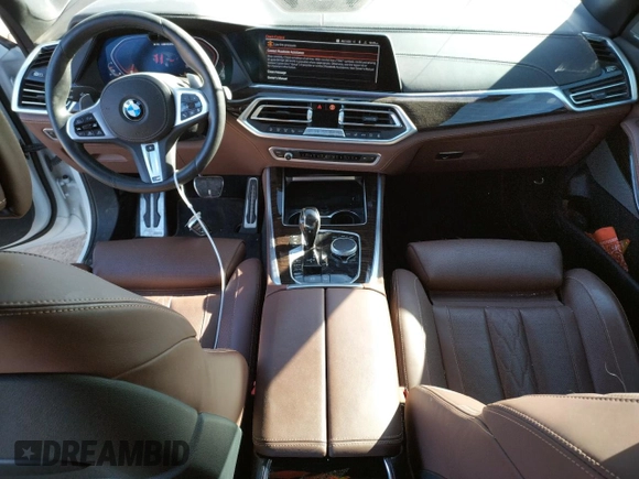 2020 BMW X5 M50i with VIN 5UXJU4C00L9B77869, listed as a Copart auction lot 36123043 with 27,195 mi miles. Bid and sale history available at carsss.com. Image 8.