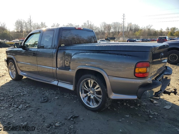 2004 Chevrolet Silverado 1500 Z71 with VIN 1GCEK19T14Z269676, listed as a Copart auction lot 86864084 with 248,240 mi miles and Salvage Title. Bid and sale history available at carsss.com. Image 2.