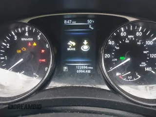 2016 Nissan Rogue SL with VIN 5N1AT2MT5GC745262, listed as a IAAI auction lot 41271388 with 122,696 mi miles. Bid and sale history available at carsss.com. Image 7.