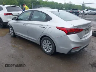 2021 Hyundai Accent SEL z VIN 3KPC24A65ME139622, wystawiony jako IAAI lot #42274398 z przebiegiem 99 468 mil mil oraz . Historia ofert i sprzedaży dostępna na DreamBid. Obrazek 3.