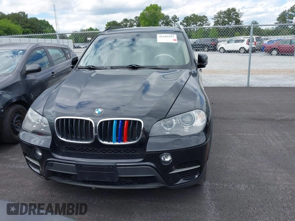 2013 BMW X5 xDrive35i z VIN 5UXZV4C58D0B21258, wystawiony jako IAAI lot #42189297 z przebiegiem 119 131 mil mil oraz . Historia ofert i sprzedaży dostępna na DreamBid. Obrazek 12.